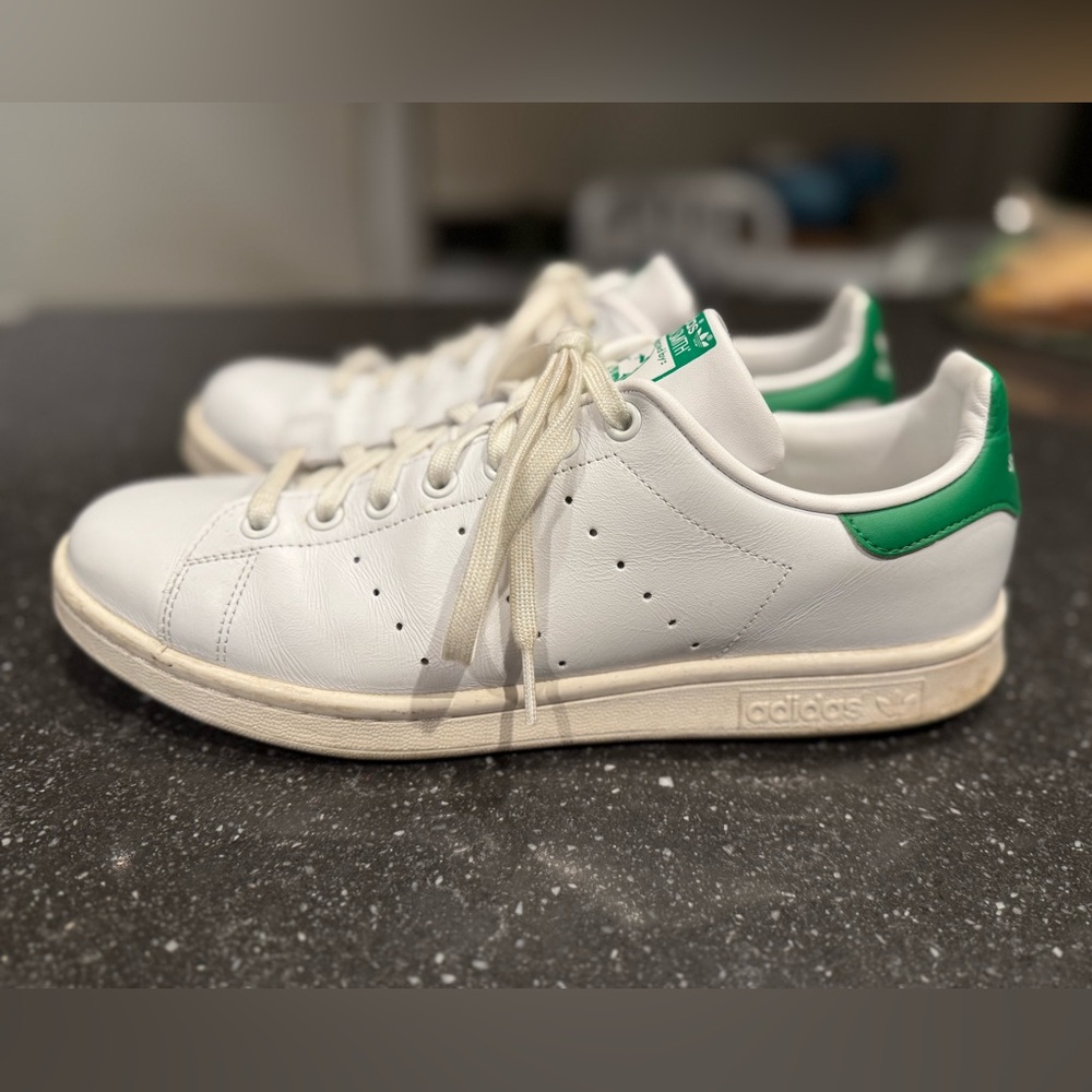 Adidas Stan Smith Classic White and Green sneakers